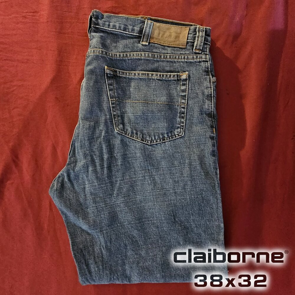 Claiborne Men's 100% Cotton Light Wash Relaxed Fit 38x32 Straight Leg Jeans